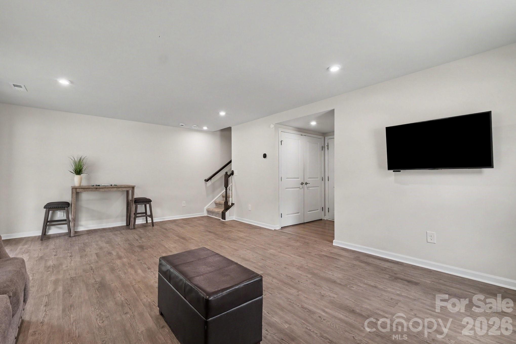 521 Moondance Drive Property Photo 24