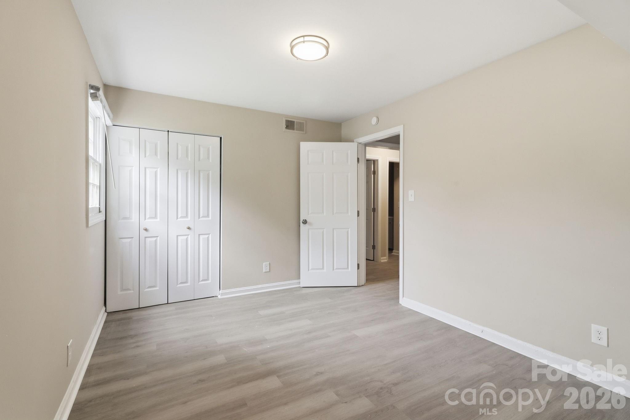 361 Sleepy Hollow Road Property Photo 8