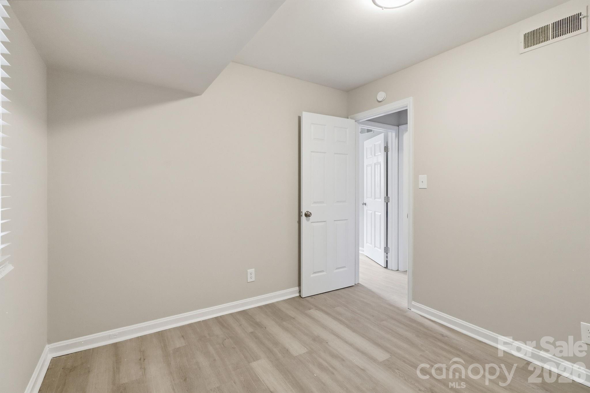 361 Sleepy Hollow Road Property Photo 10