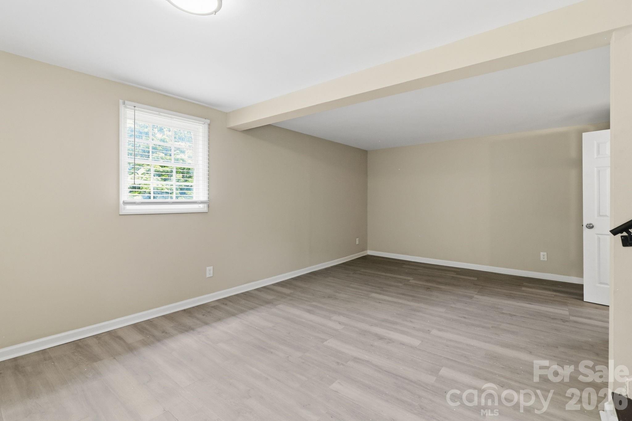 361 Sleepy Hollow Road Property Photo 18