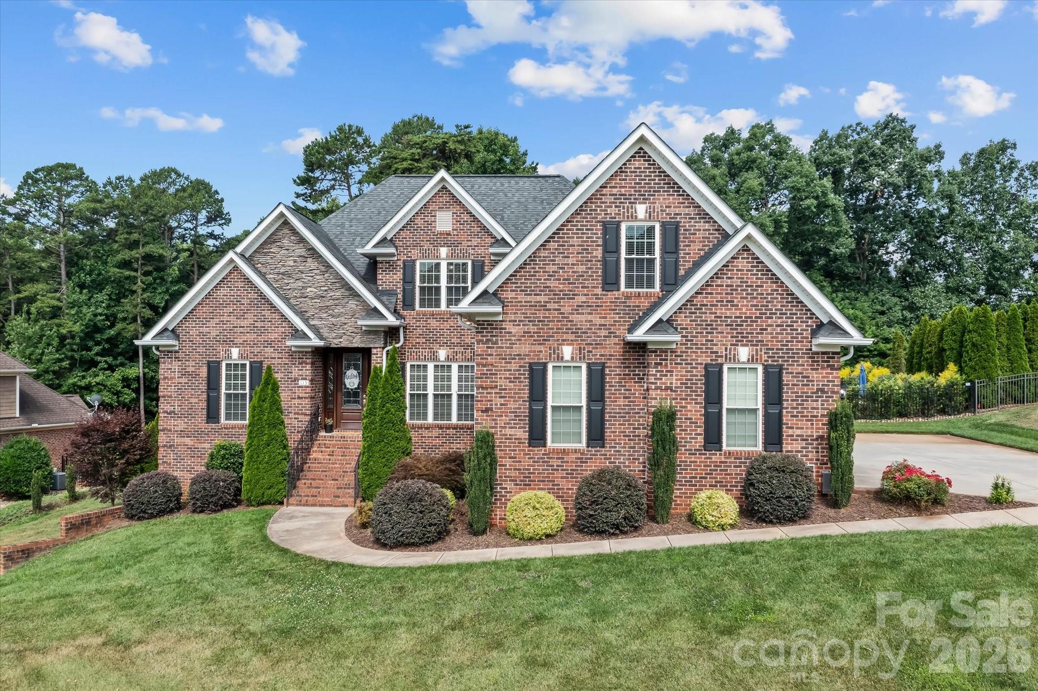 115 Orchard Farm Lane Property Photo 4