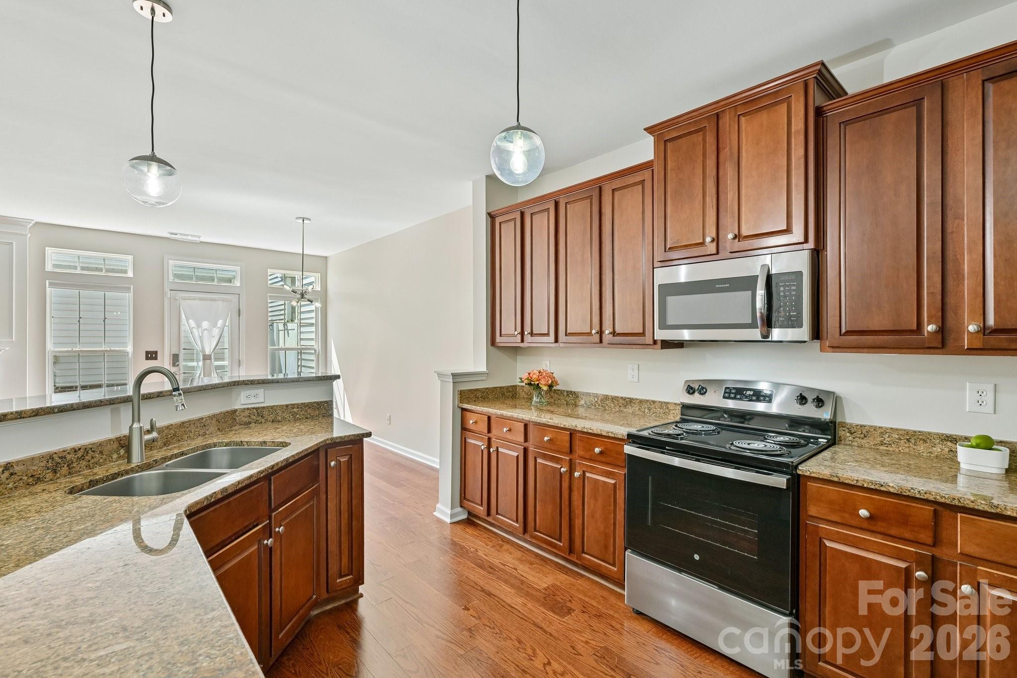 20524 Harbor View Drive Property Photo 6