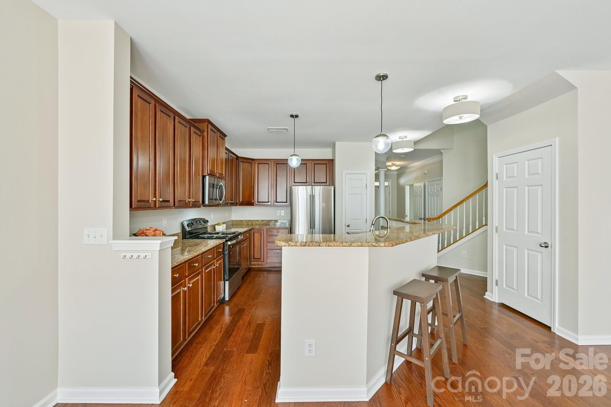 20524 Harbor View Drive Property Photo 7