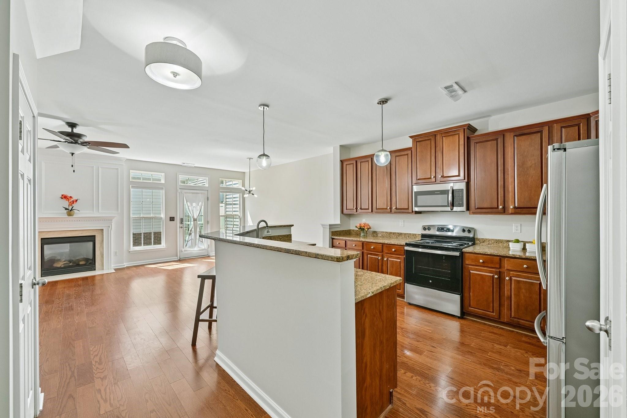 20524 Harbor View Drive Property Photo 8