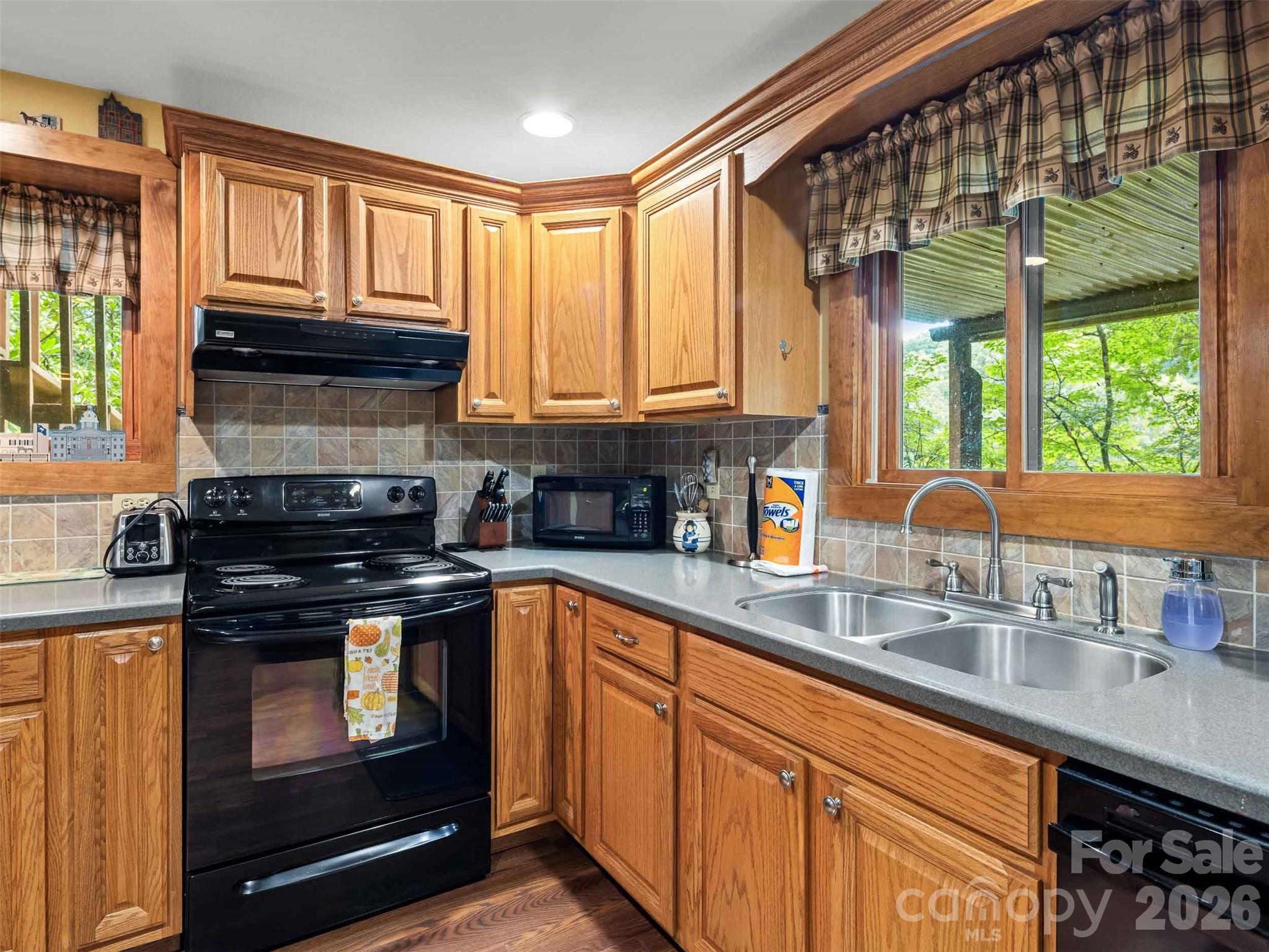 25 Anne Street Property Photo 31