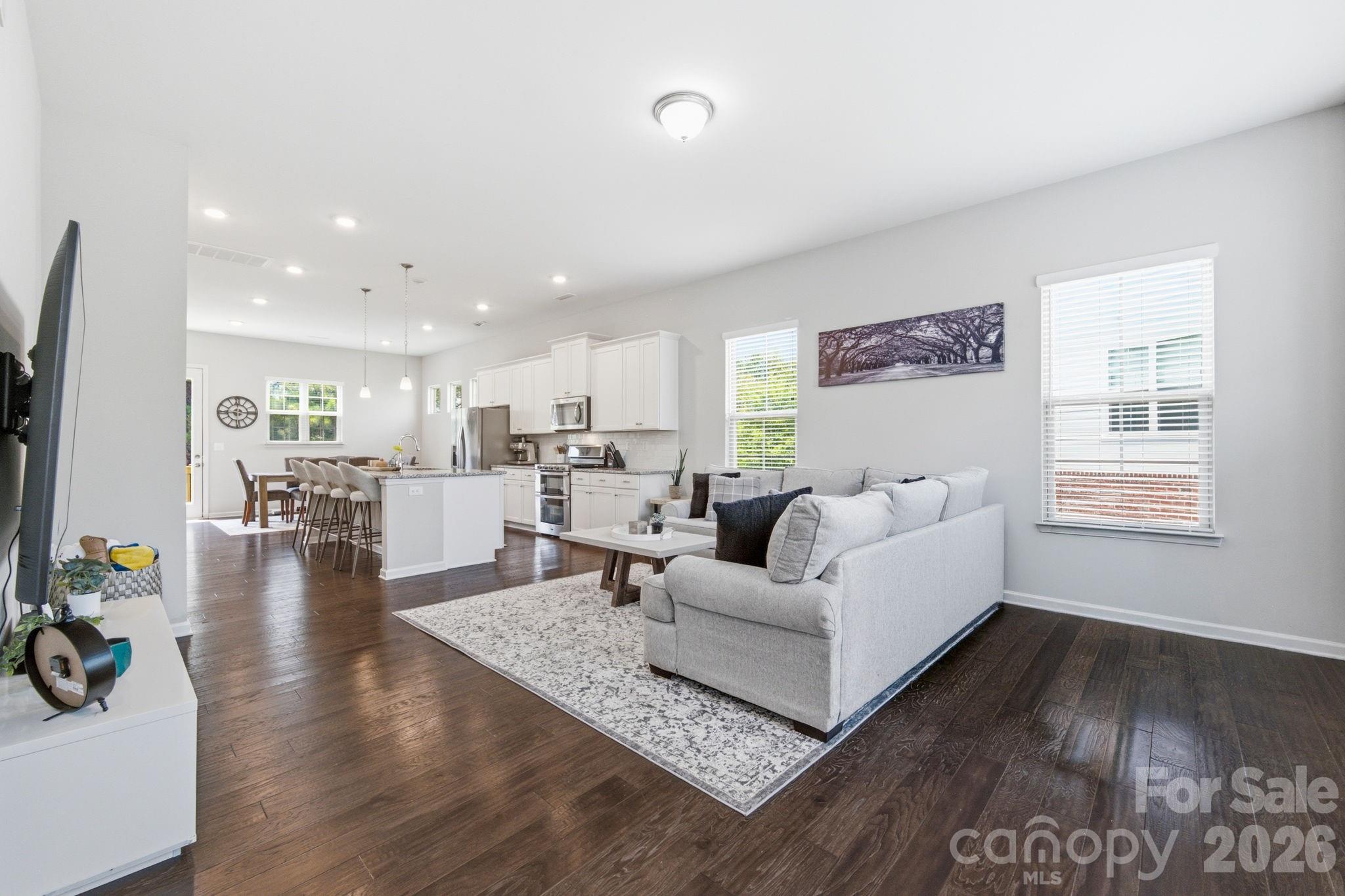 9348 Ainslie Downs Street Property Photo 28