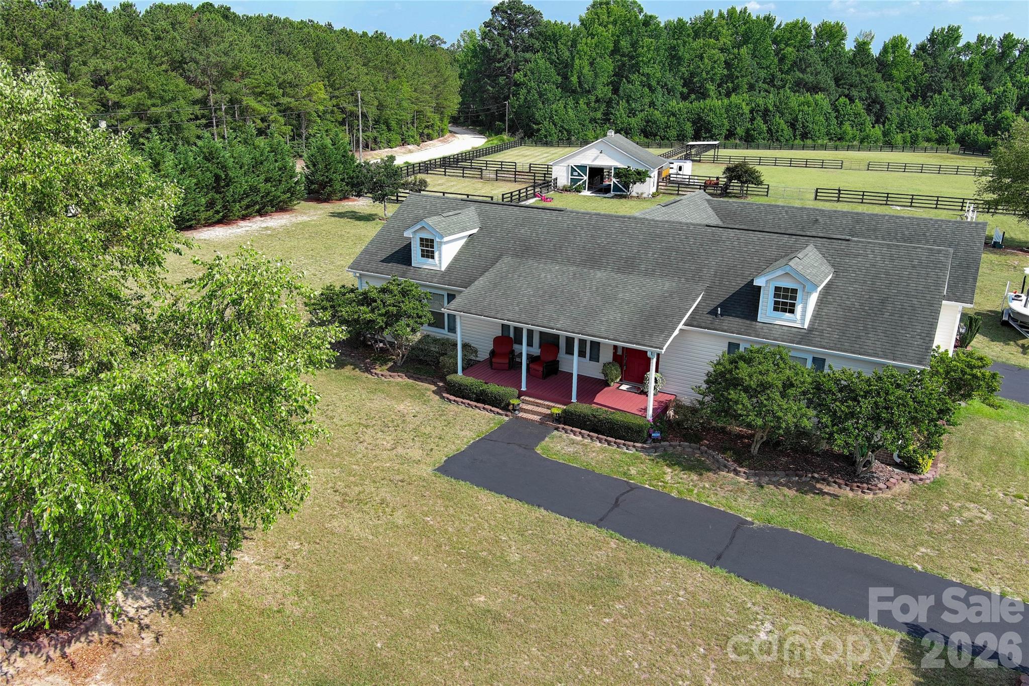 1132 Sandhills Vfd Road Property Photo 2