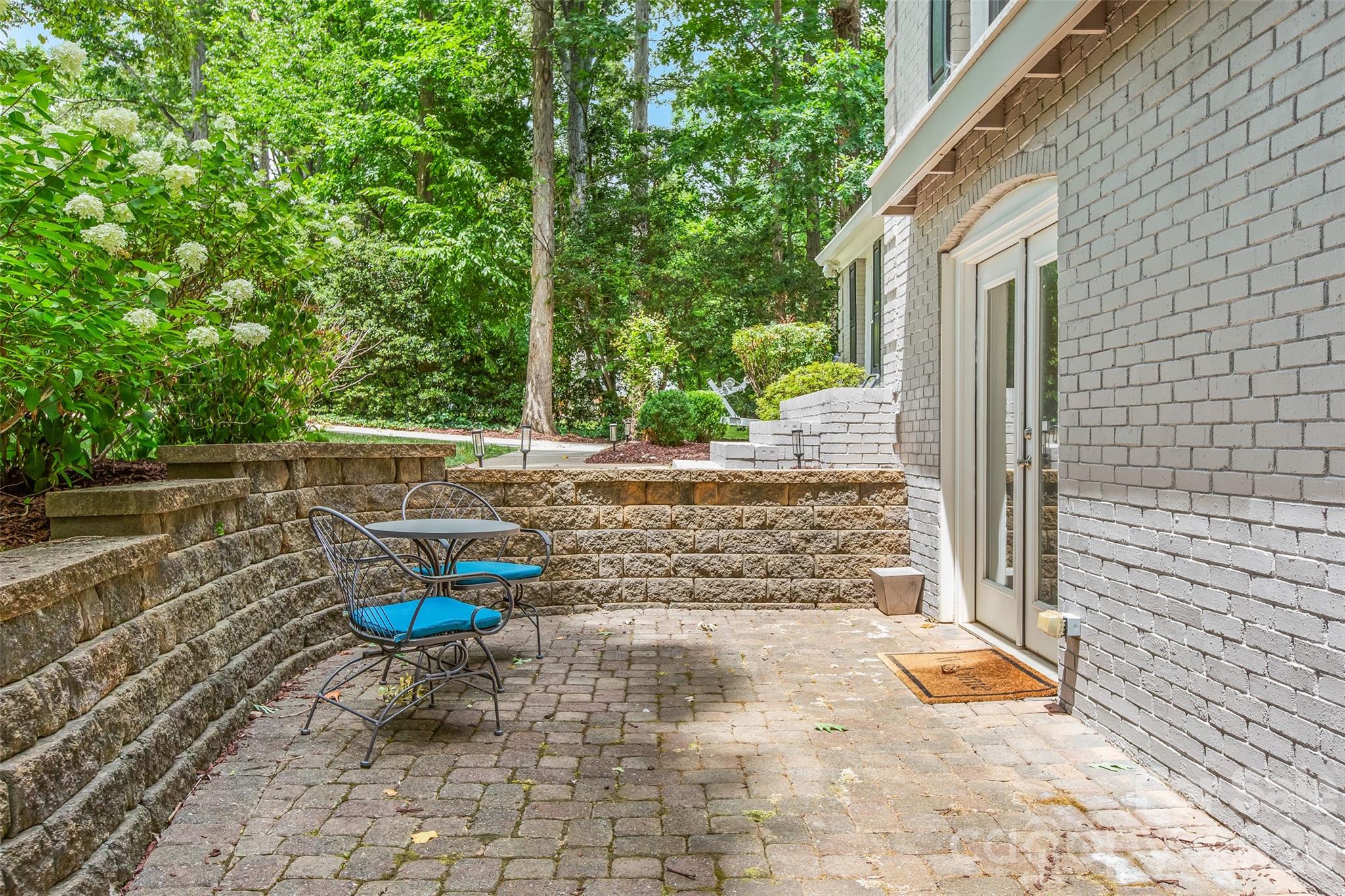 175 Woodstream Circle Property Photo 15