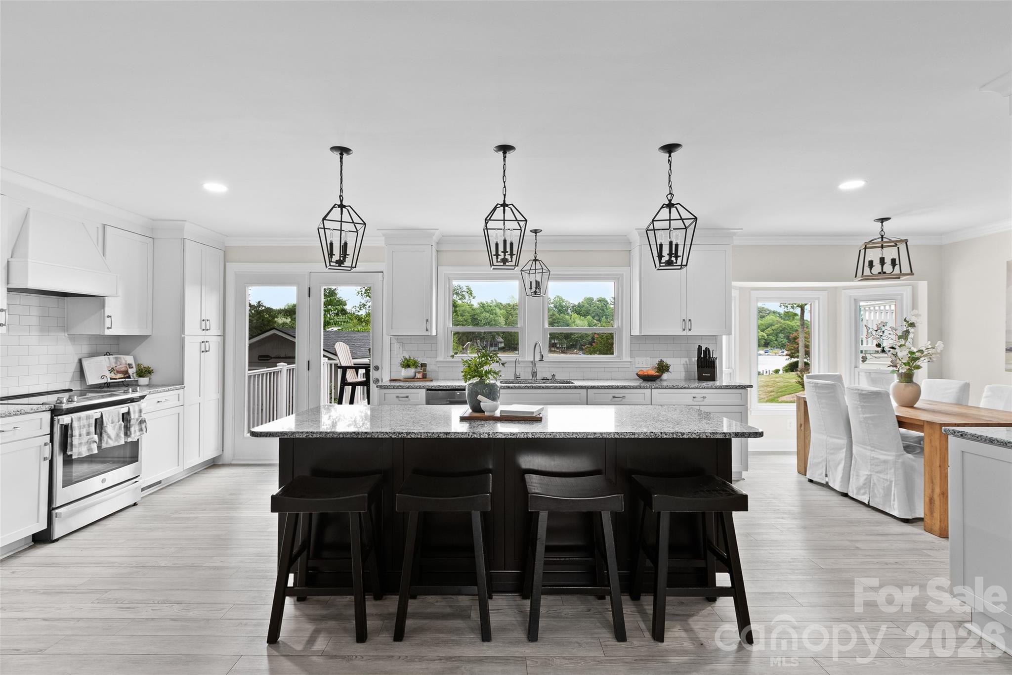 175 Woodstream Circle Property Photo 20
