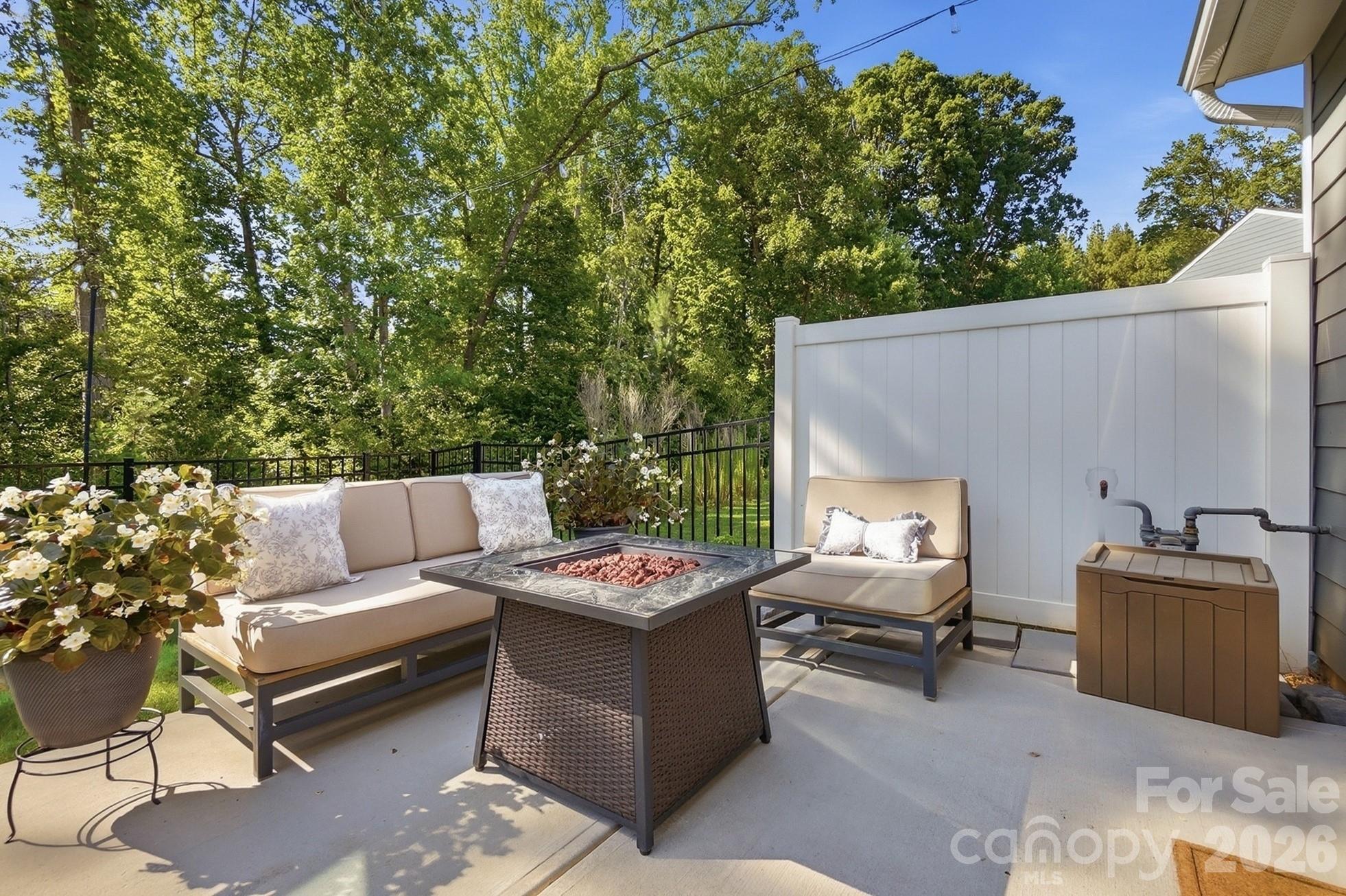 6315 Ashton Park Drive Property Photo 29
