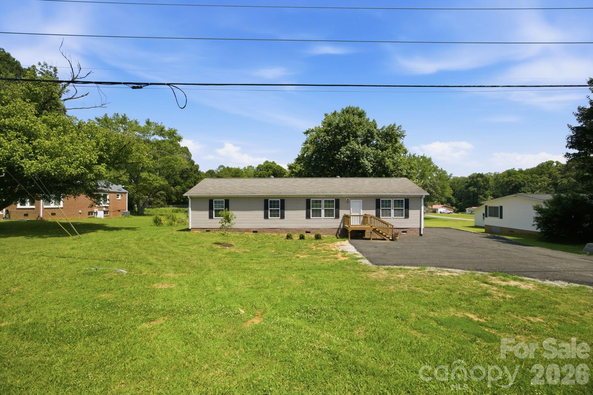 988 Mount Ulla Highway Property Photo 2