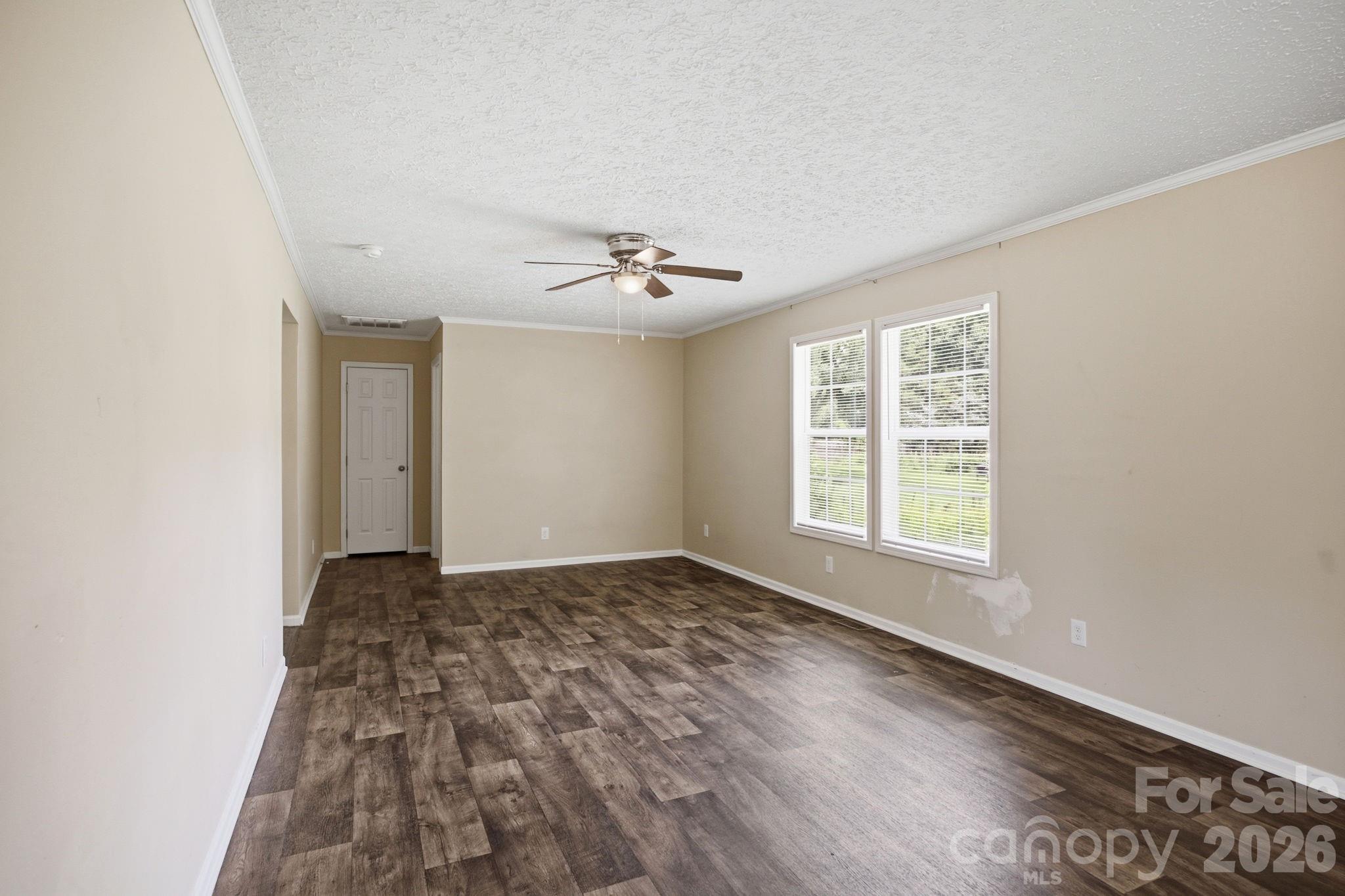 988 Mount Ulla Highway Property Photo 12