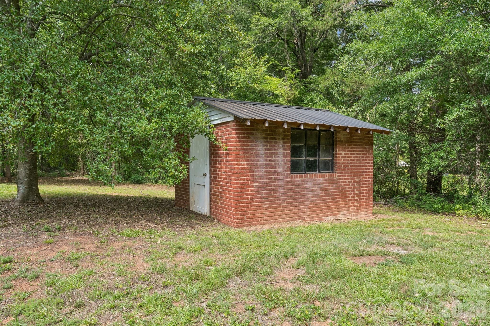 116 Maye Street Property Photo 32