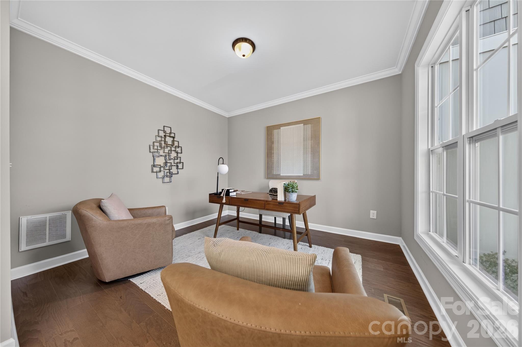 366 Hampton Trail Drive Property Photo 6