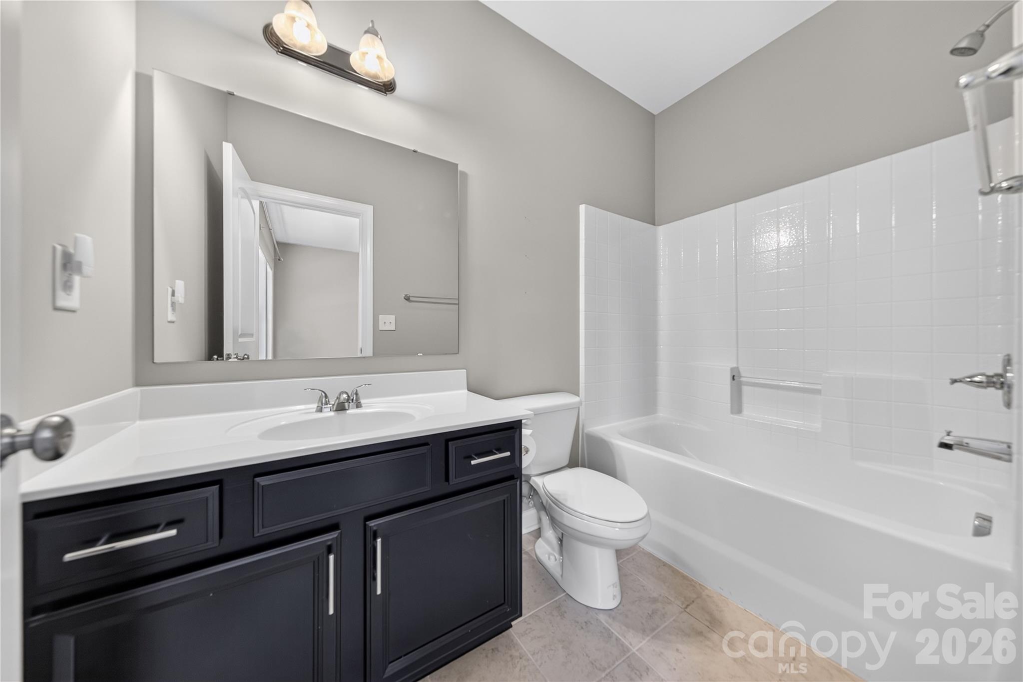 366 Hampton Trail Drive Property Photo 41