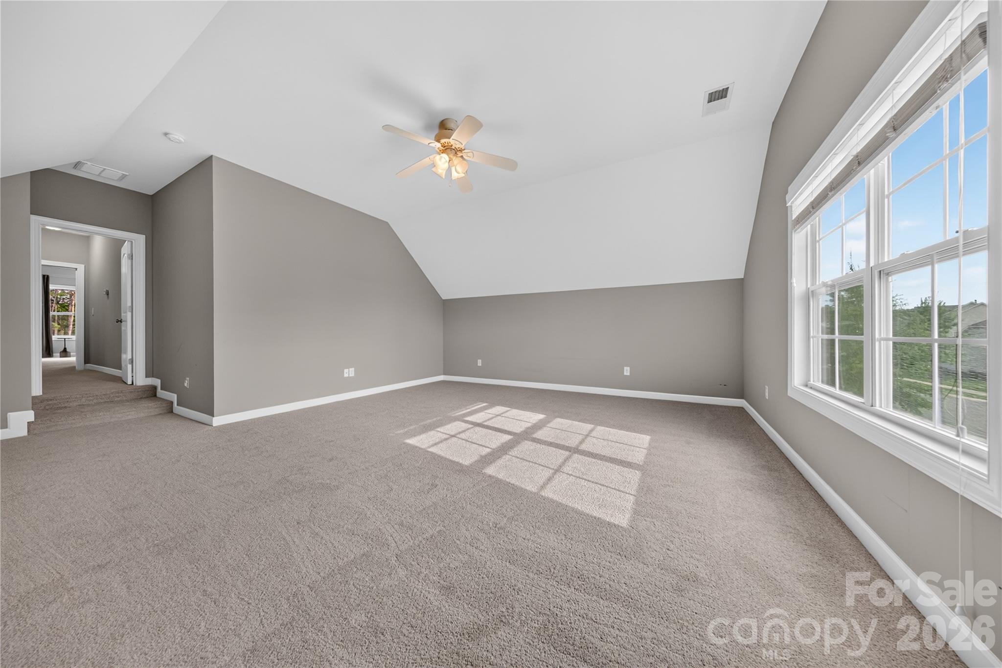 366 Hampton Trail Drive Property Photo 44
