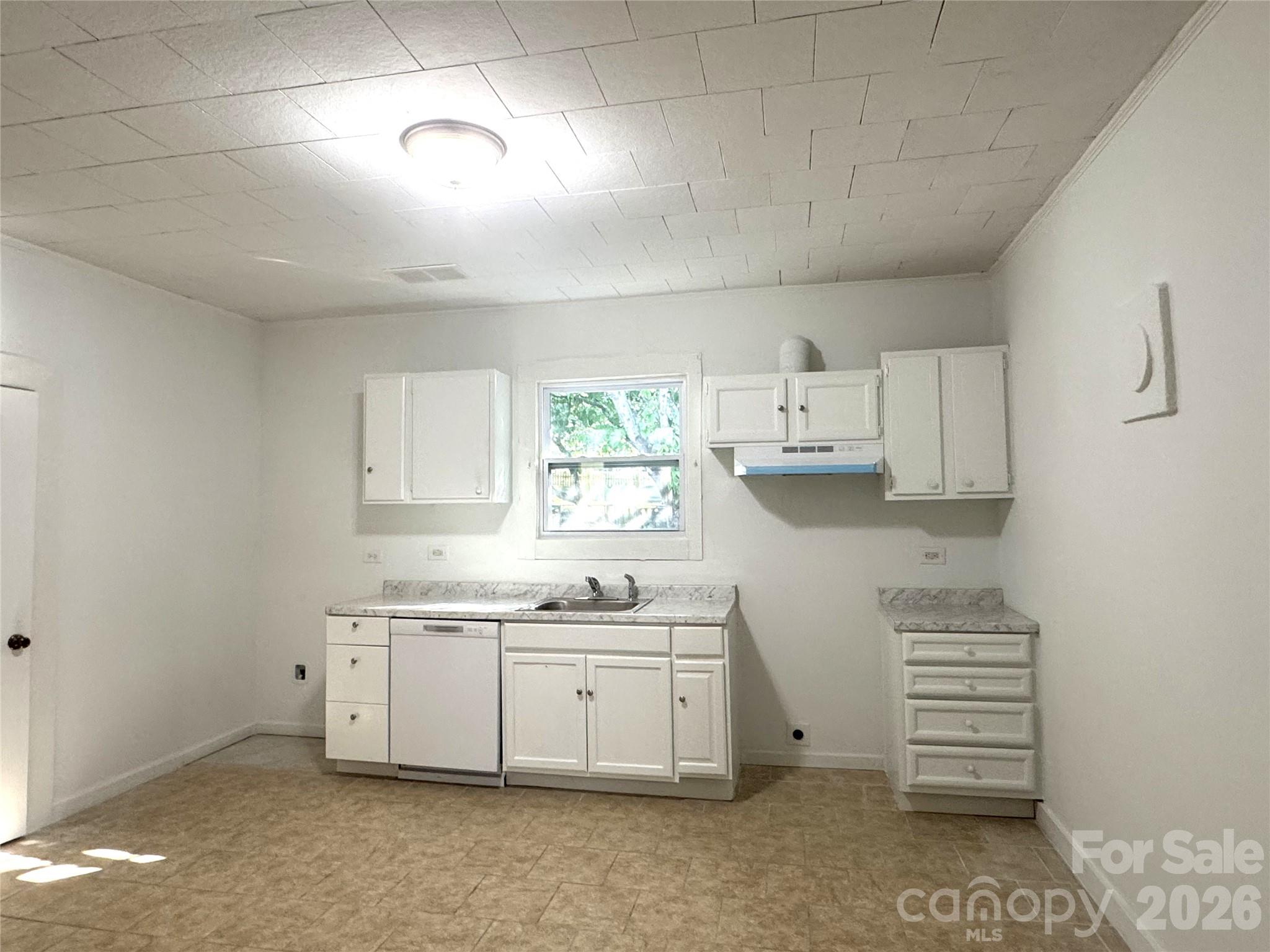 43 4th Avenue 166 Property Photo 3