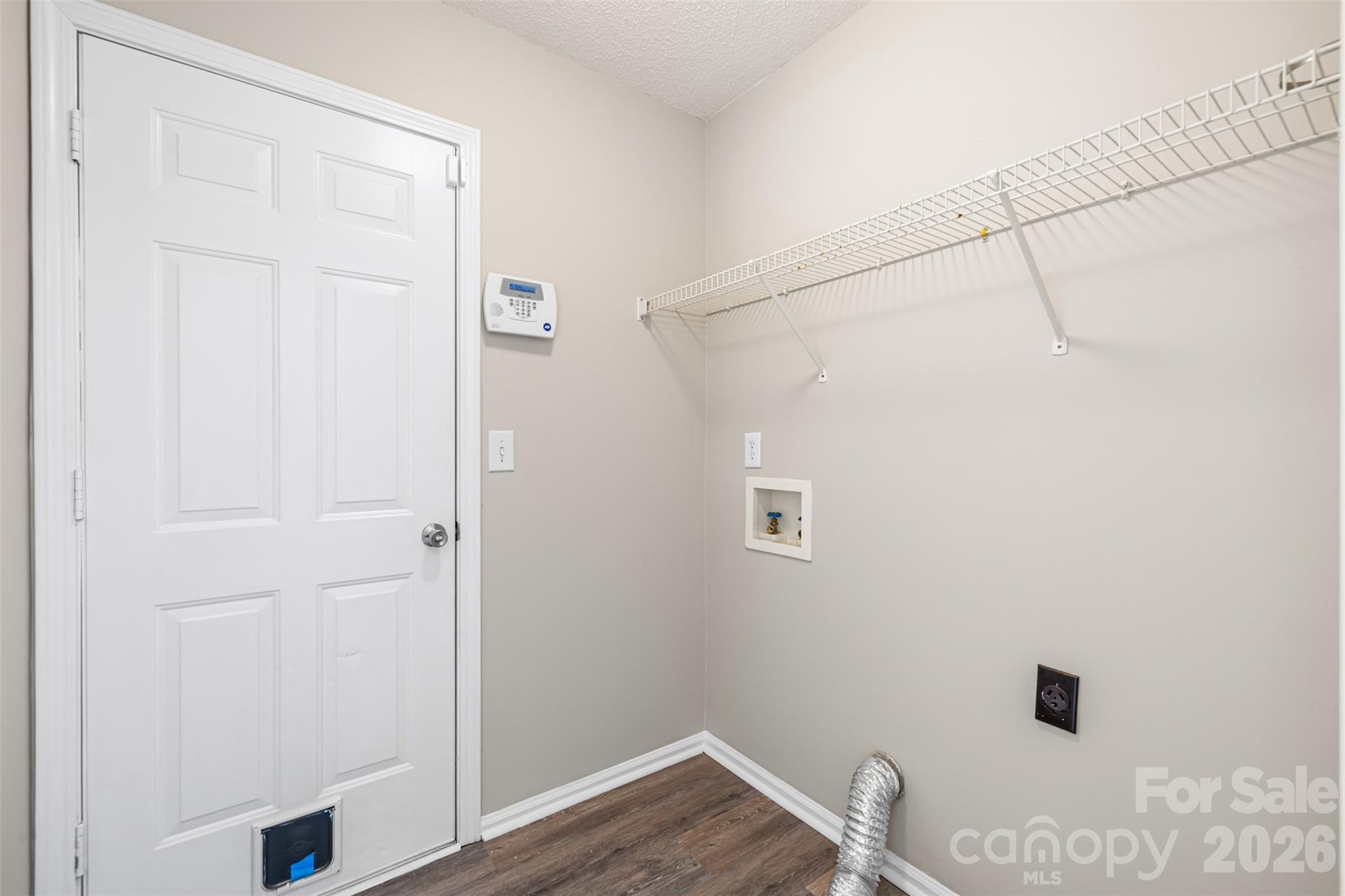 6102 Tesh Court Property Photo 27