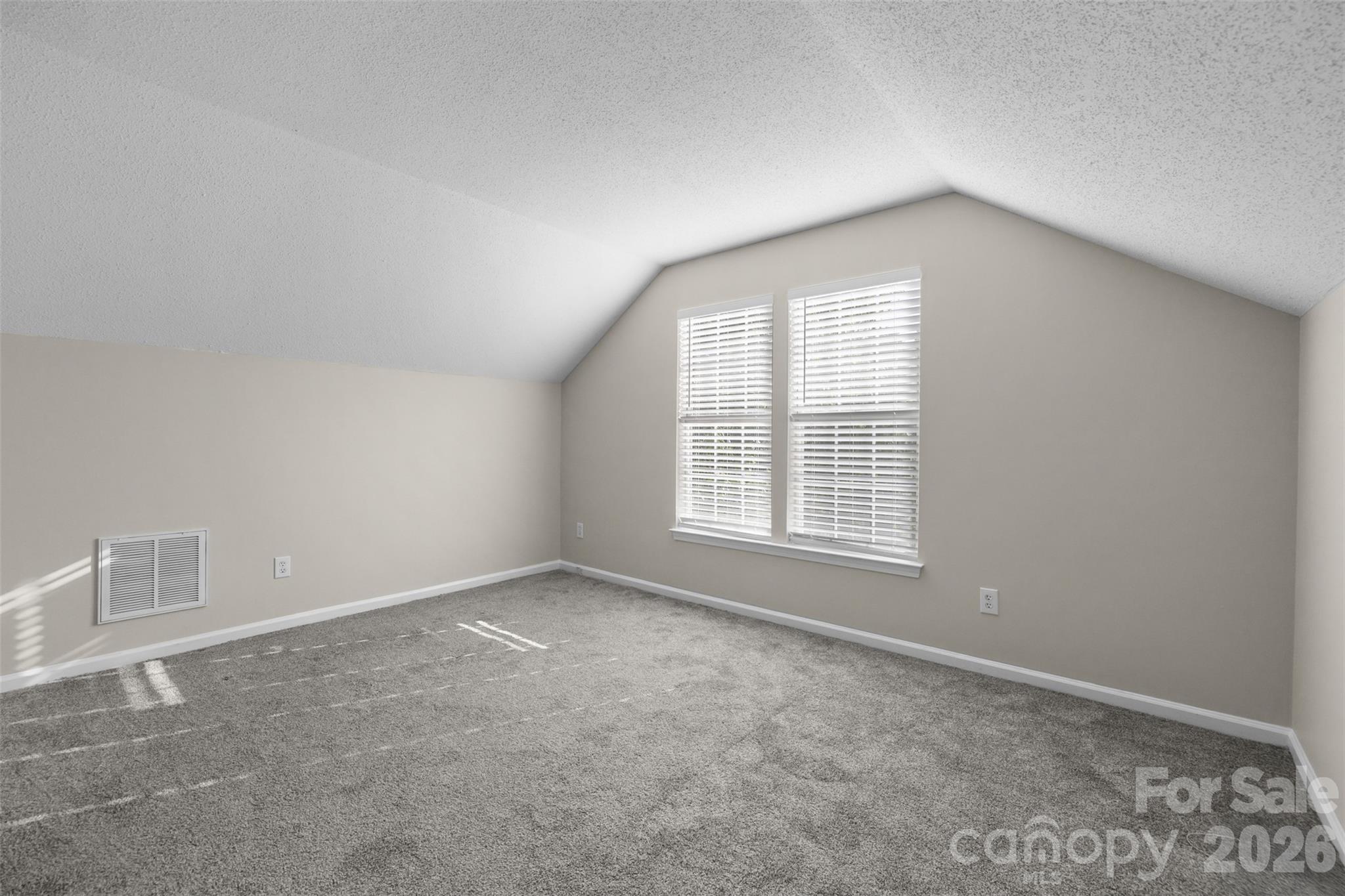 6102 Tesh Court Property Photo 28