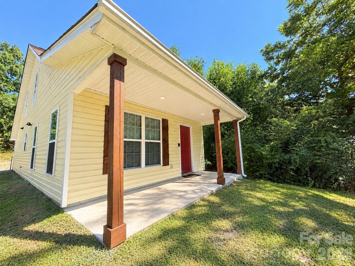 521 Johnson Street Property Photo 2