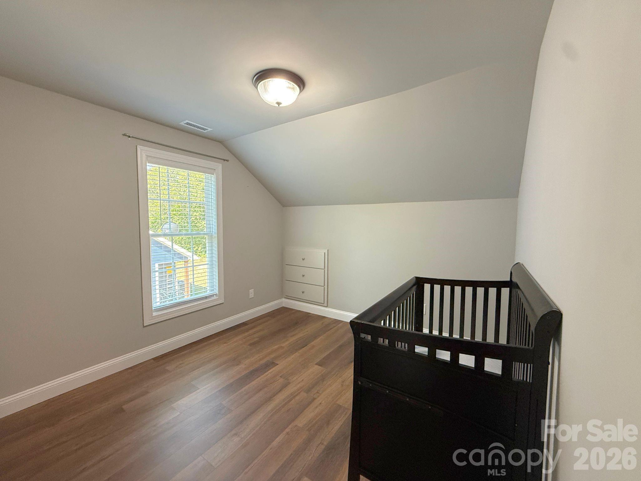 521 Johnson Street Property Photo 21