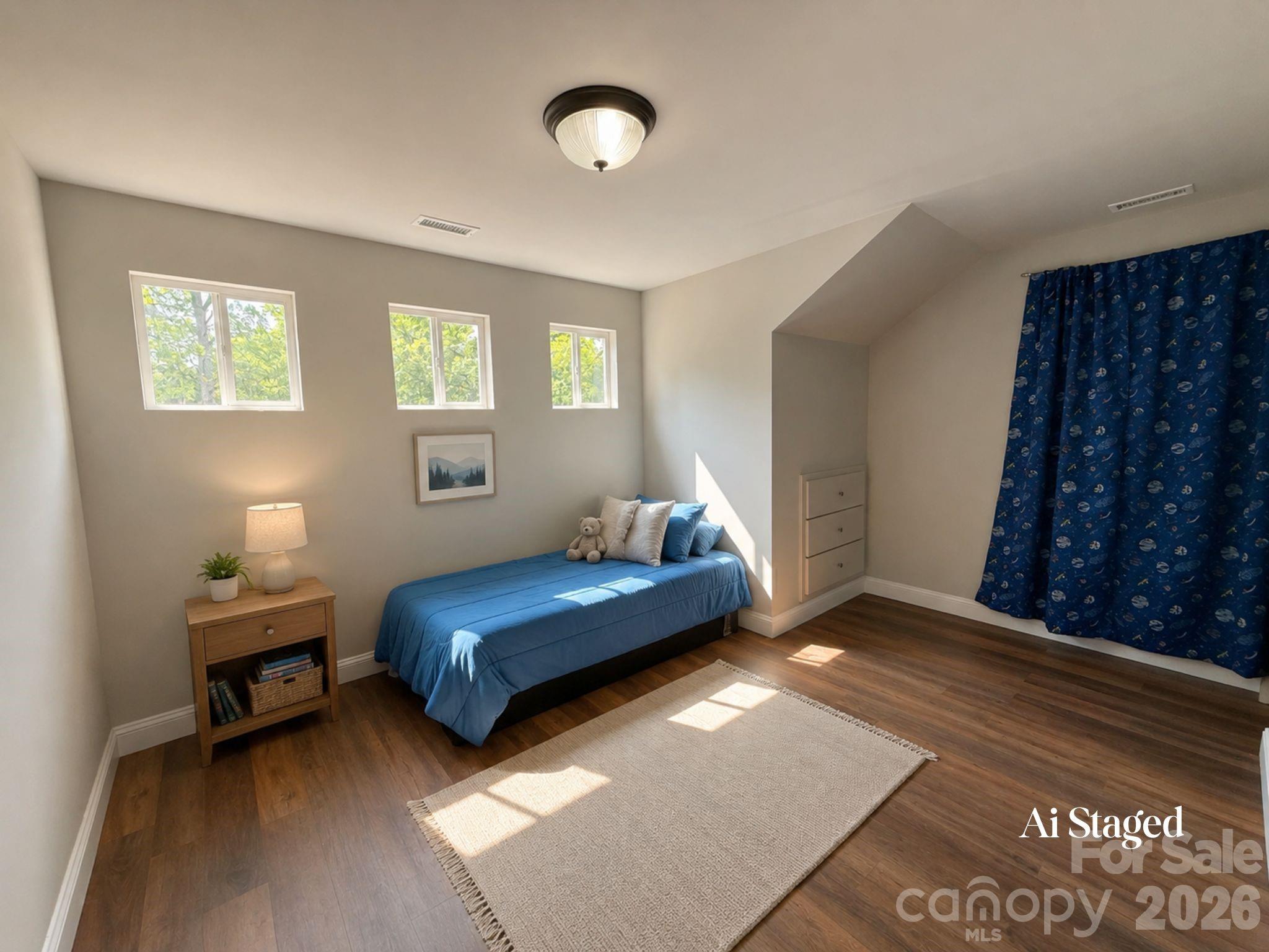 521 Johnson Street Property Photo 23