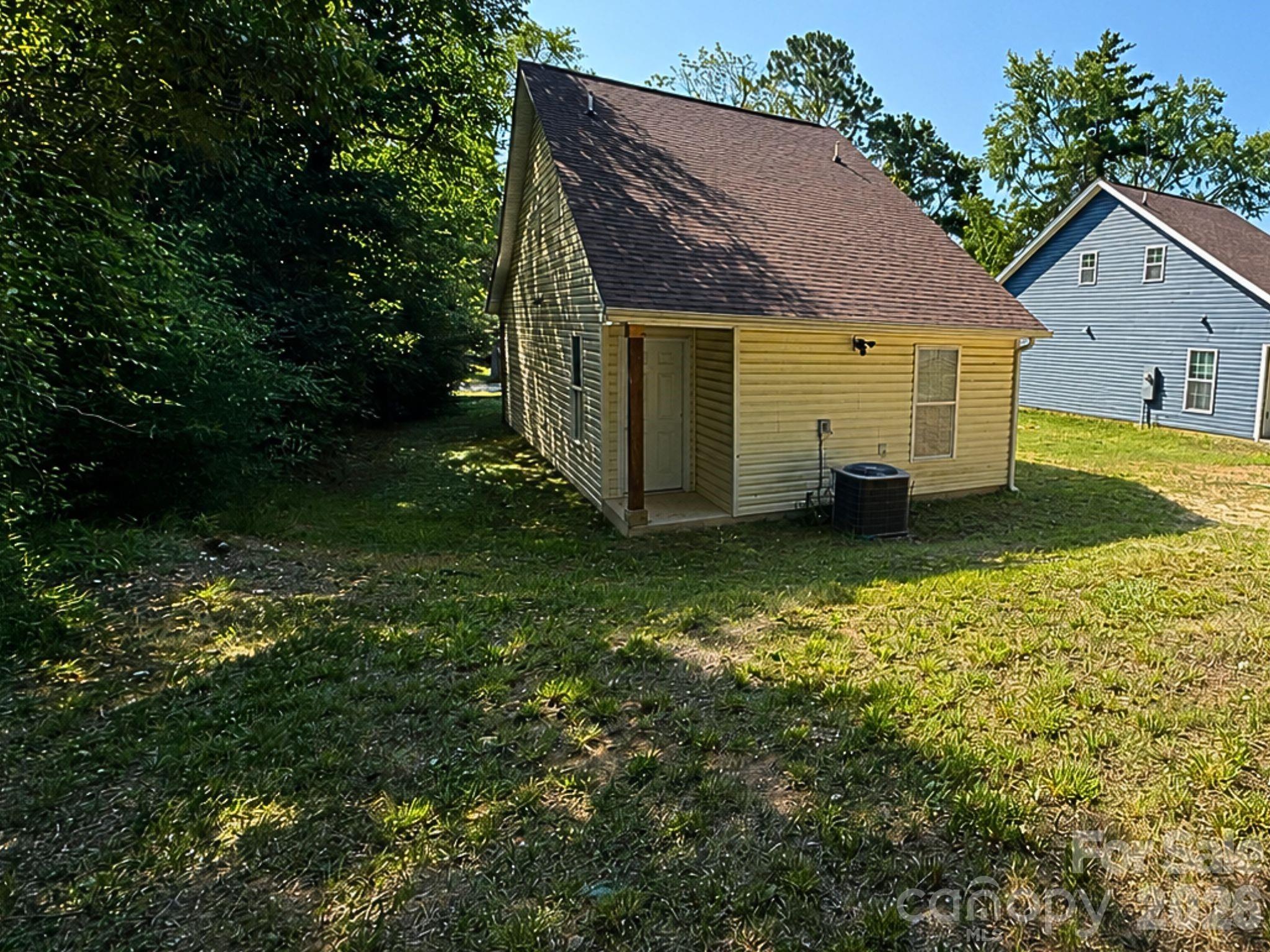 521 Johnson Street Property Photo 26