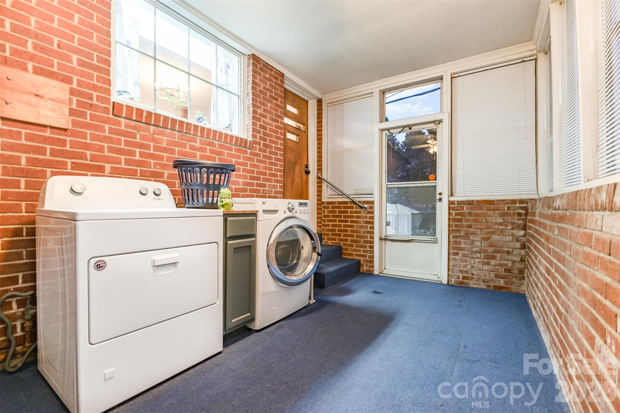 100 Ruby Lane Property Photo 25