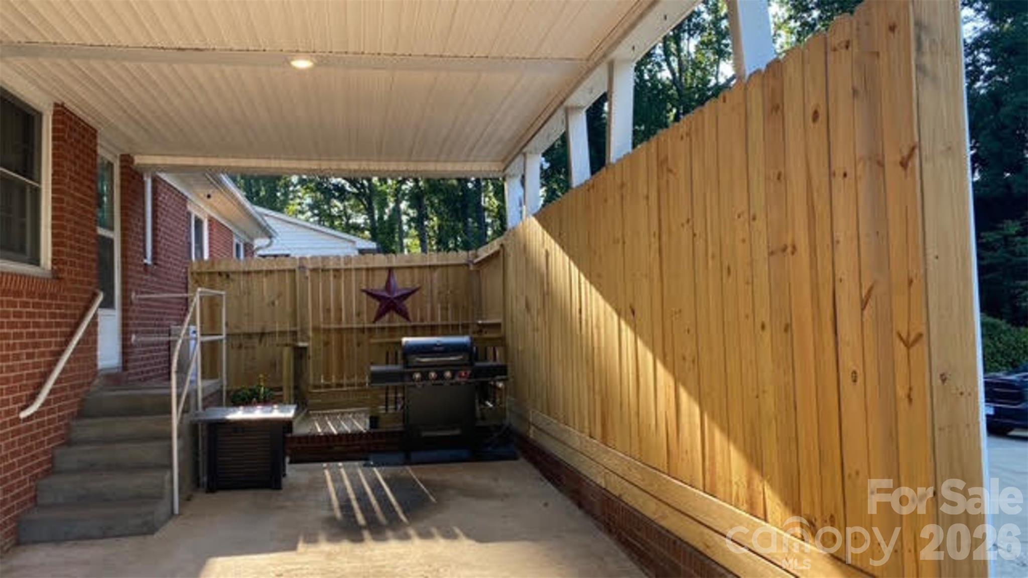 100 Ruby Lane Property Photo 31