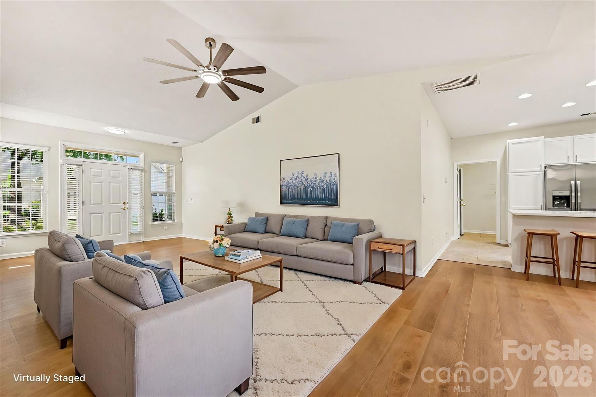12114 Groth Court Property Photo 8