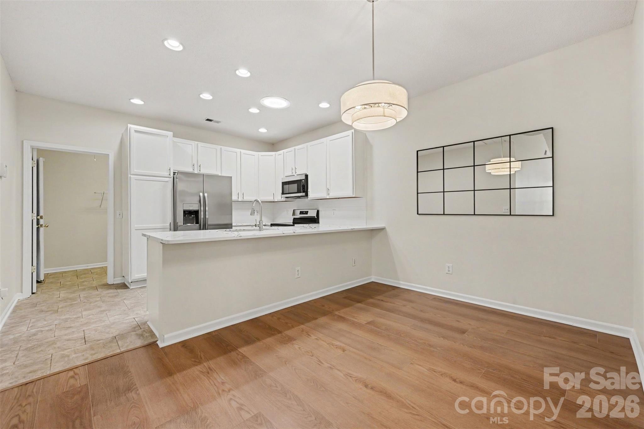 12114 Groth Court Property Photo 12