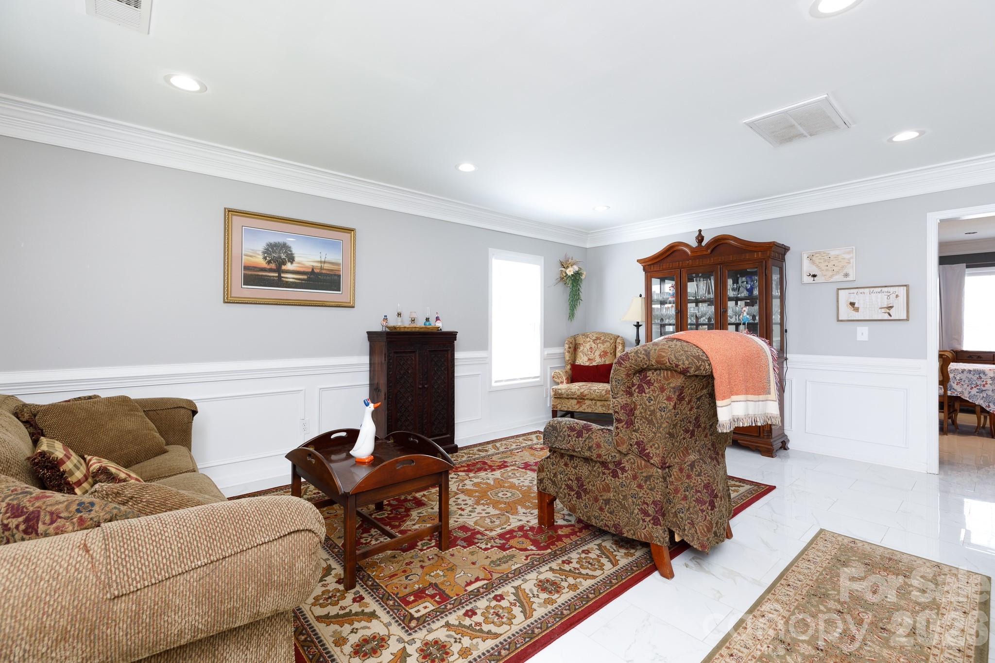 11 Weatherfield Drive Property Photo 5
