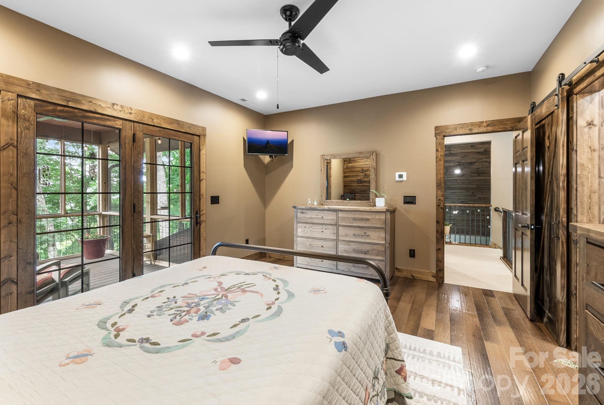 1009 Larkspur Trail Property Photo 13