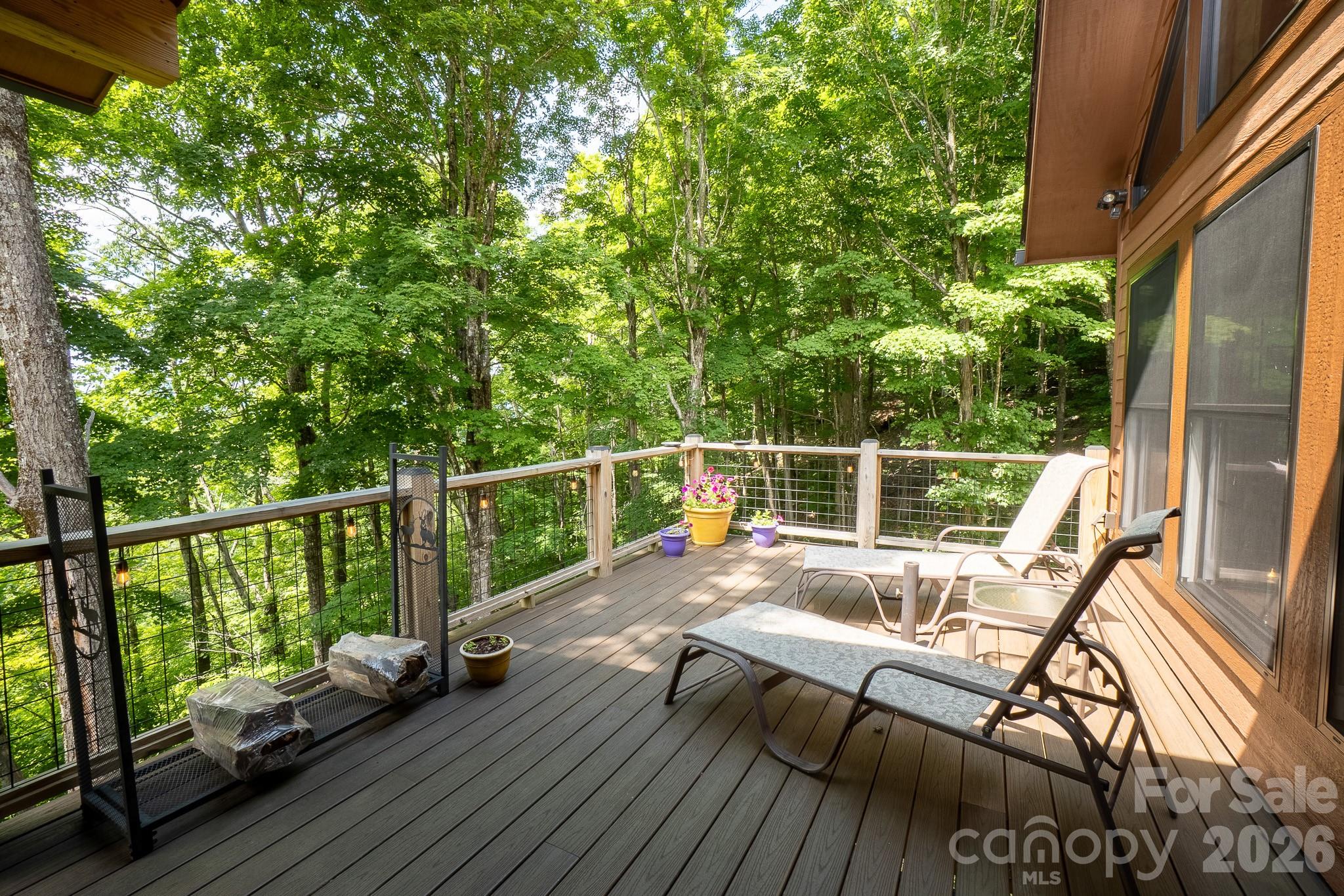 1009 Larkspur Trail Property Photo 34