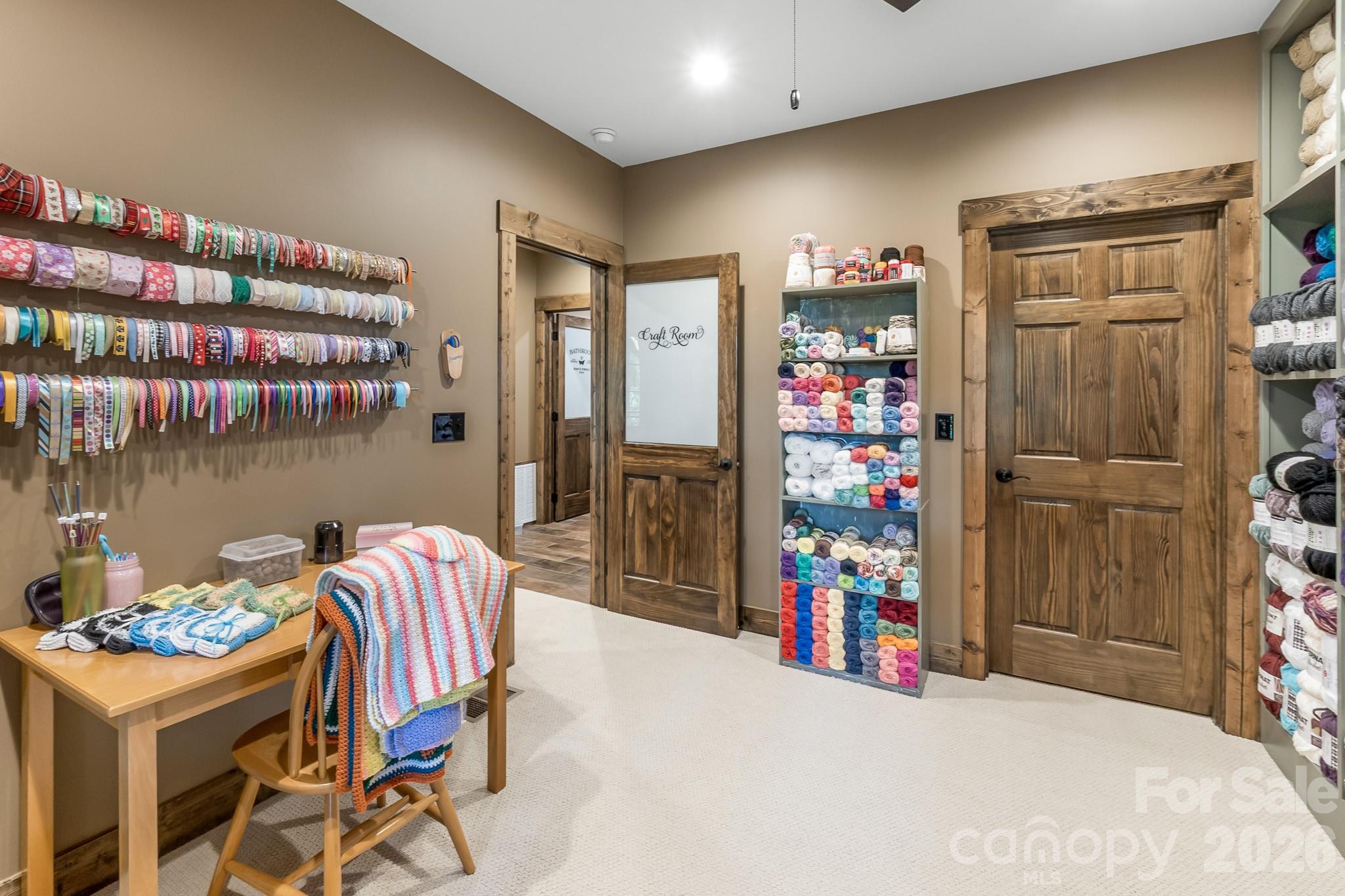 1009 Larkspur Trail Property Photo 41