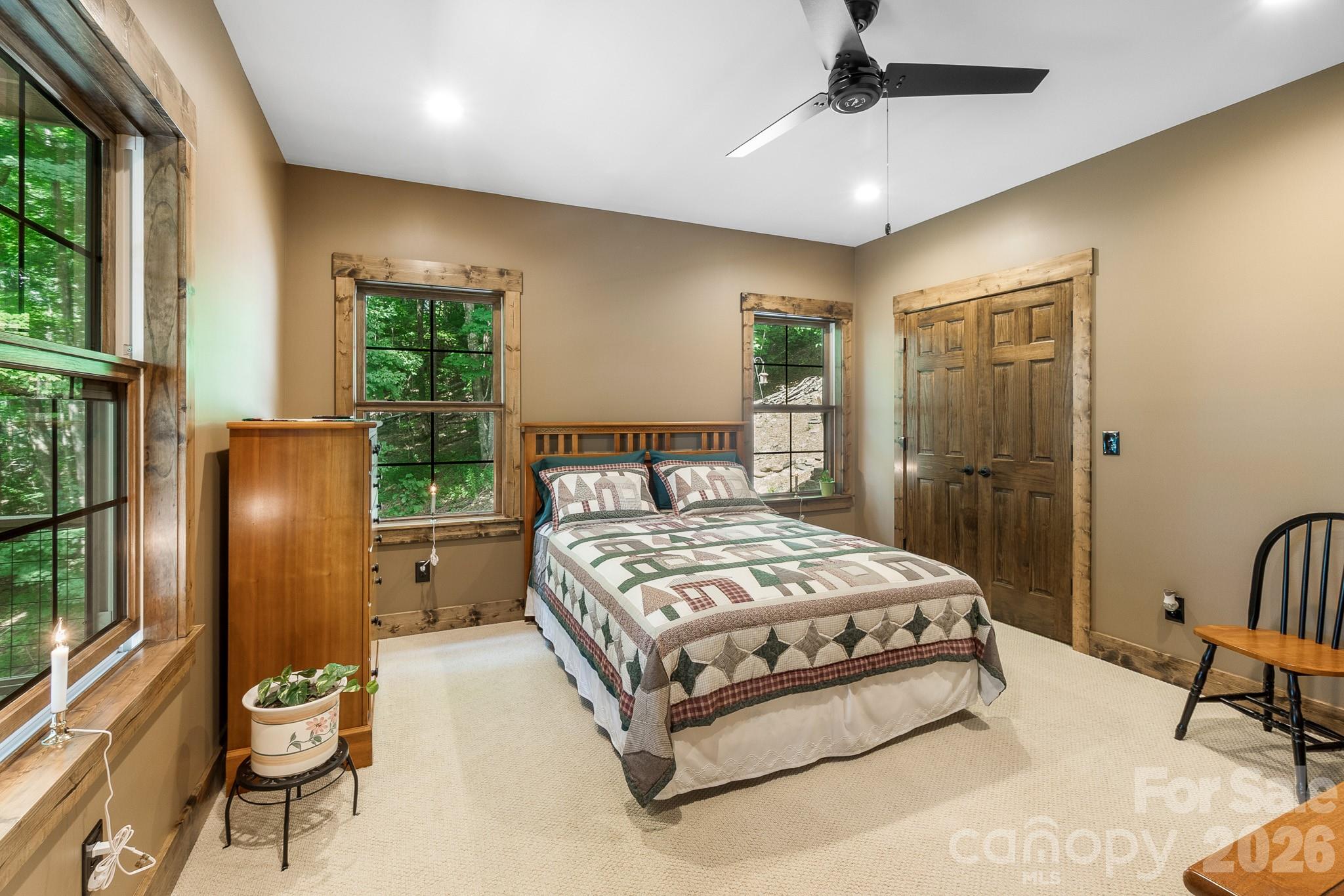 1009 Larkspur Trail Property Photo 45