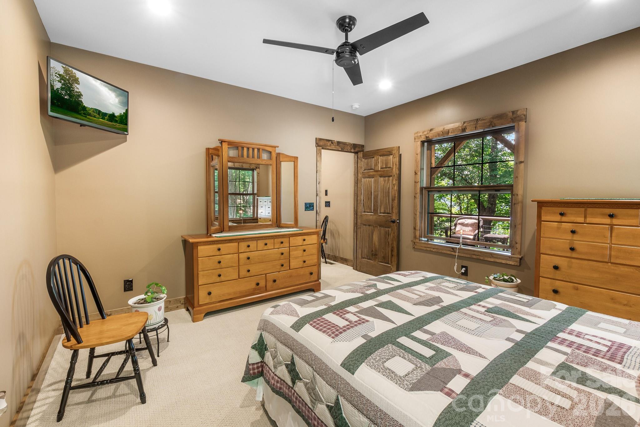 1009 Larkspur Trail Property Photo 46