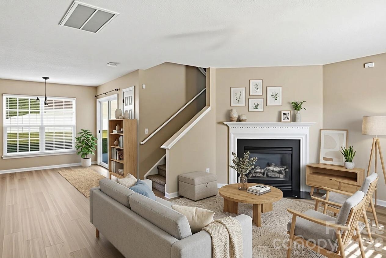 1528 Harland Street Property Photo 3