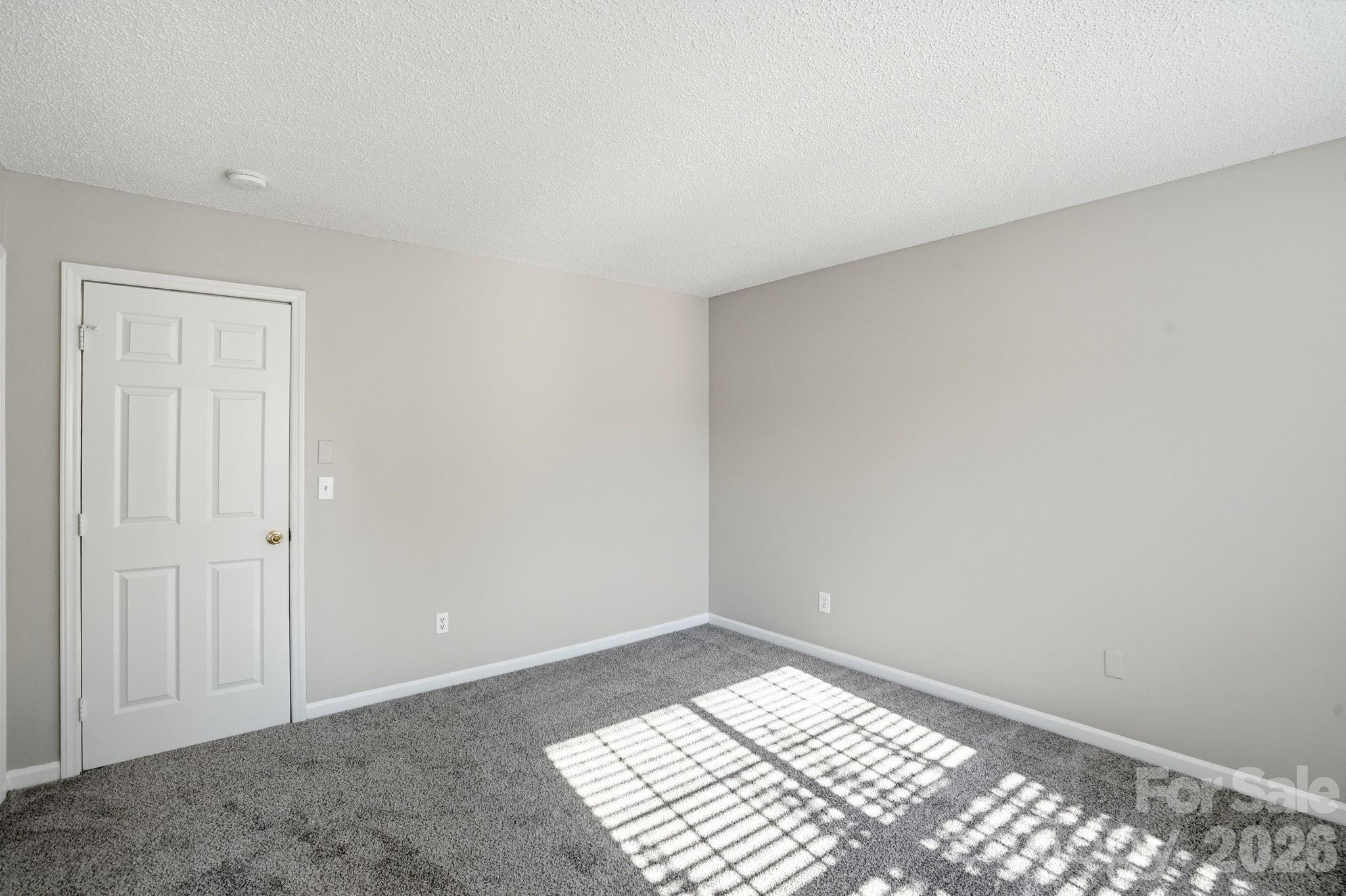 1528 Harland Street Property Photo 24