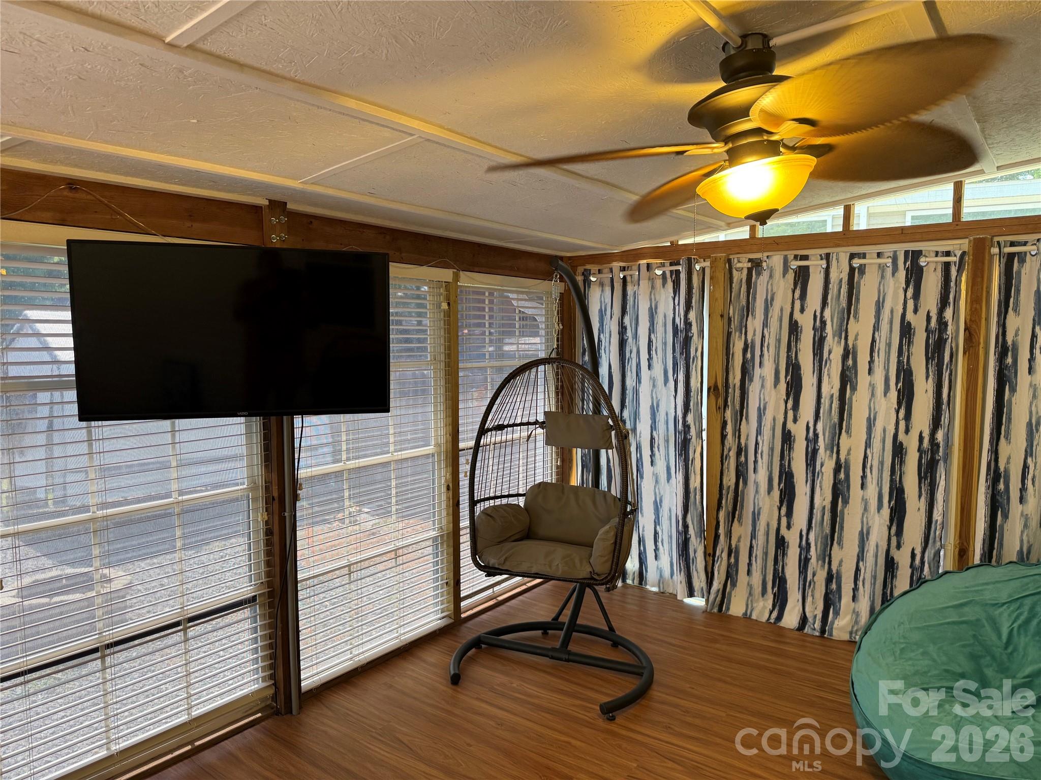 106 Anchor Court H93 Property Photo 12