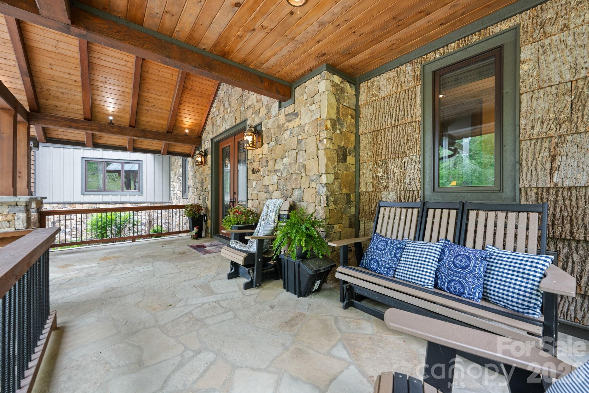 6 Valley Watch Court Property Photo 6