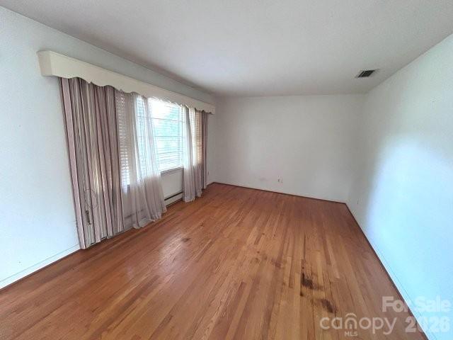 3196 Westview Street Property Photo 2