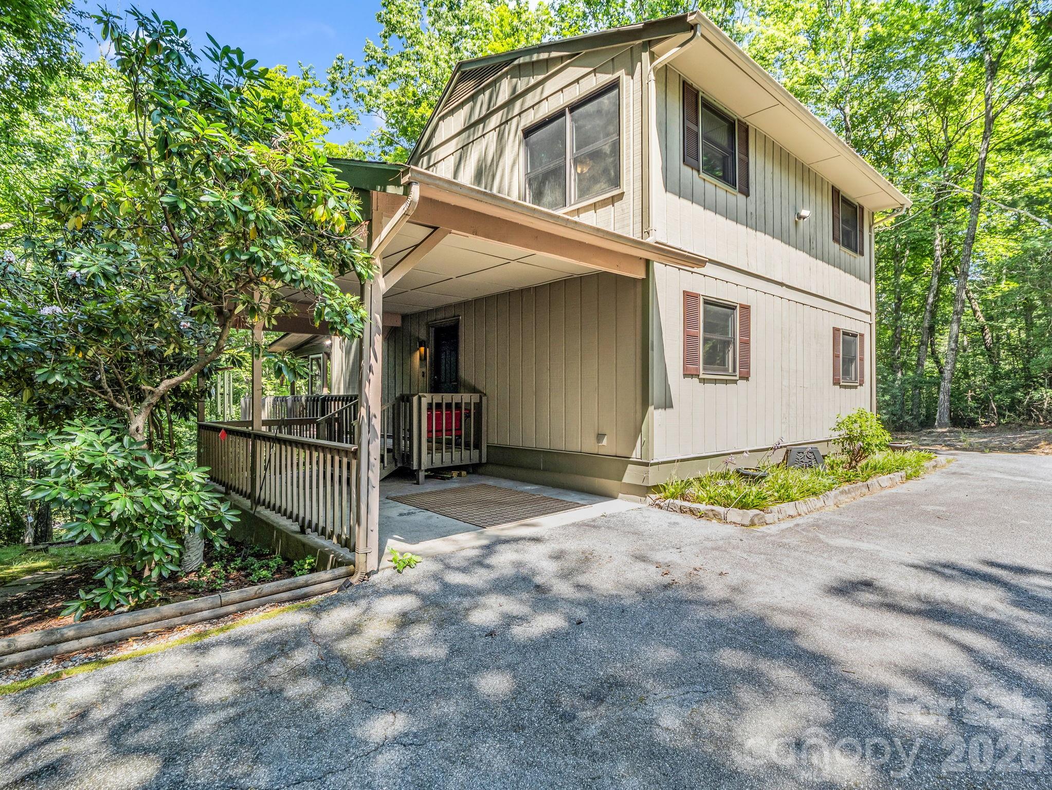 2760 Ugugu Drive Property Photo 31