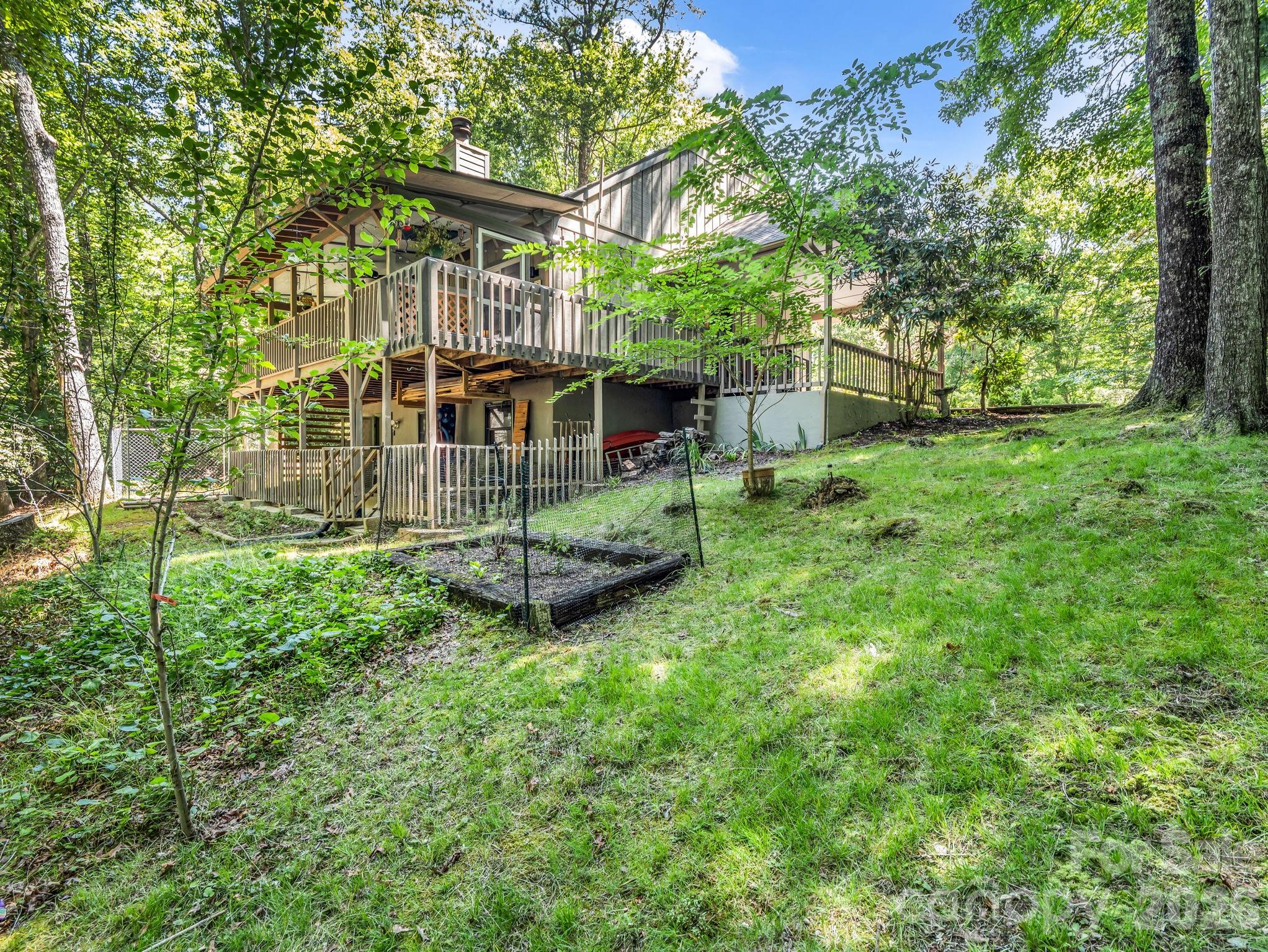 2760 Ugugu Drive Property Photo 37