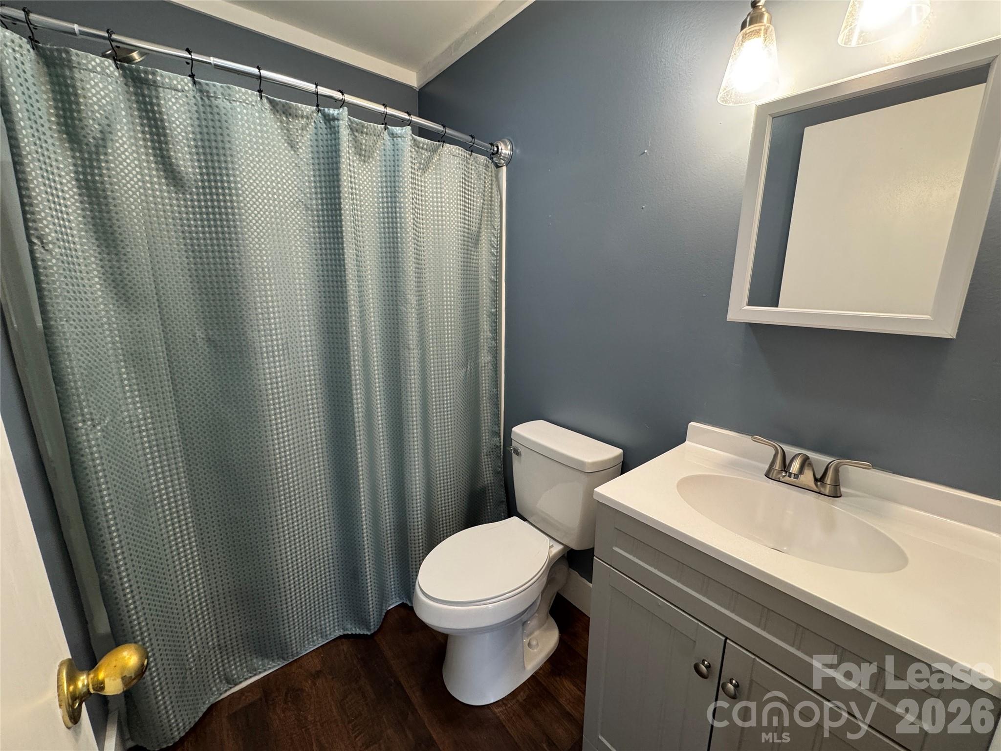 3061 Lee Road Property Photo 8