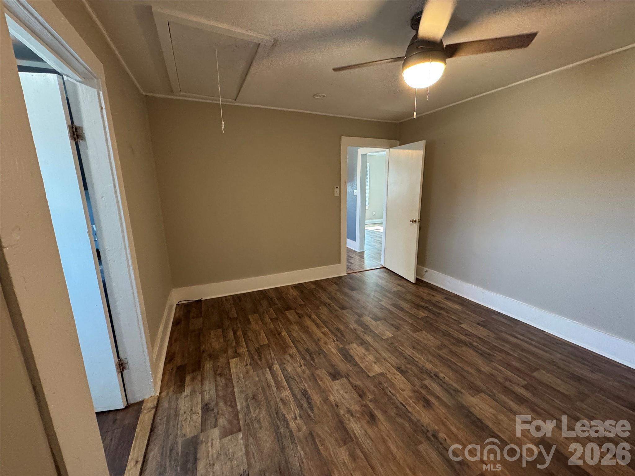 3061 Lee Road Property Photo 10