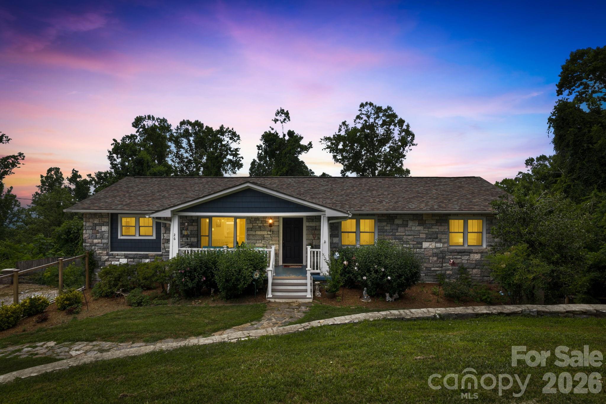 26 Crestwood Drive Property Photo 1