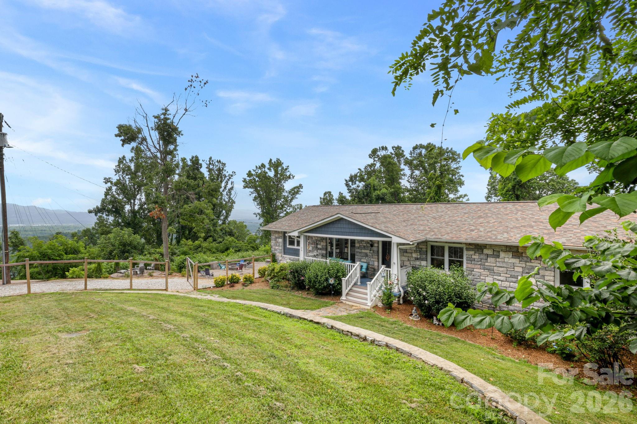 26 Crestwood Drive Property Photo 5