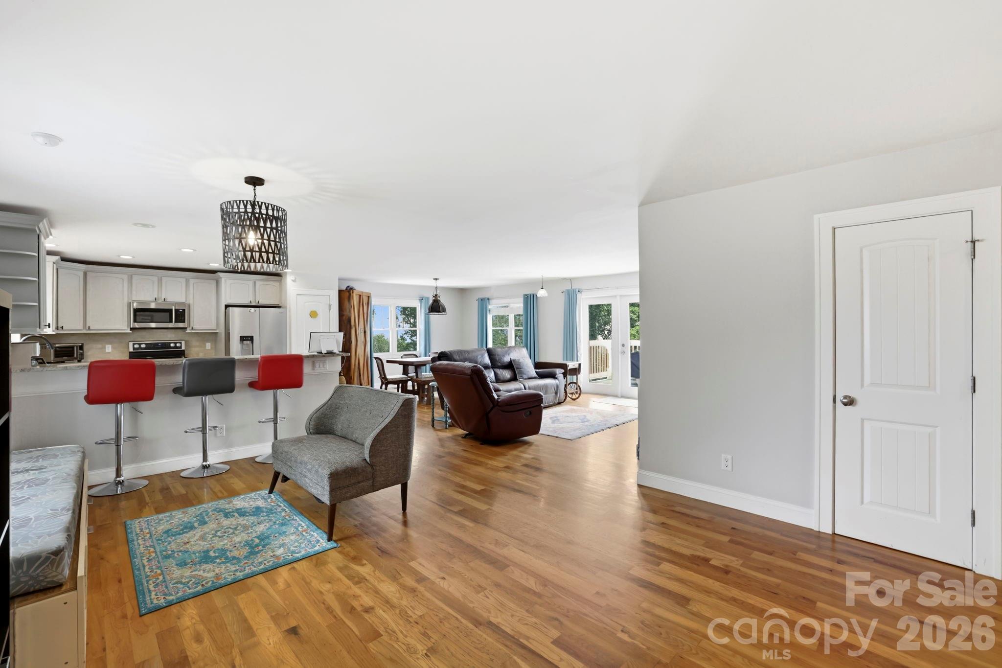 26 Crestwood Drive Property Photo 11