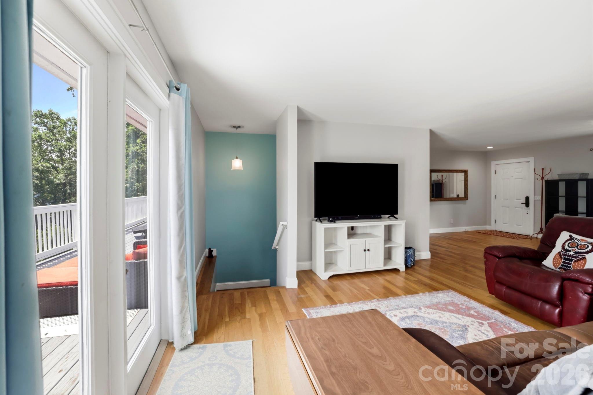 26 Crestwood Drive Property Photo 20